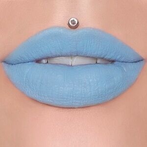 JAWBREAKER New in Box Jeffree Star Velvet Trap Lipstick Baby Blue Halloween